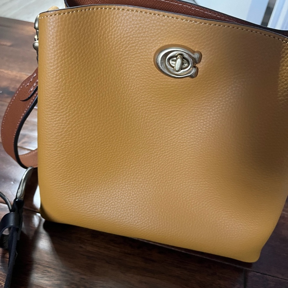 Beautiful yellow bucket bag